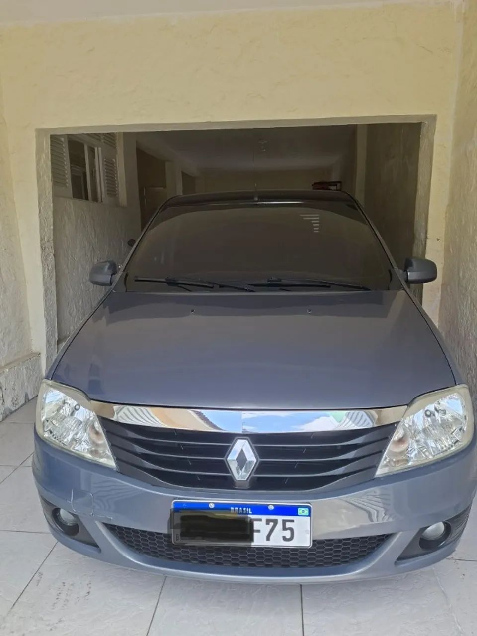 Renault Logan Expression Hi-flex 1.6 8V 4P 2013 - Foto 2