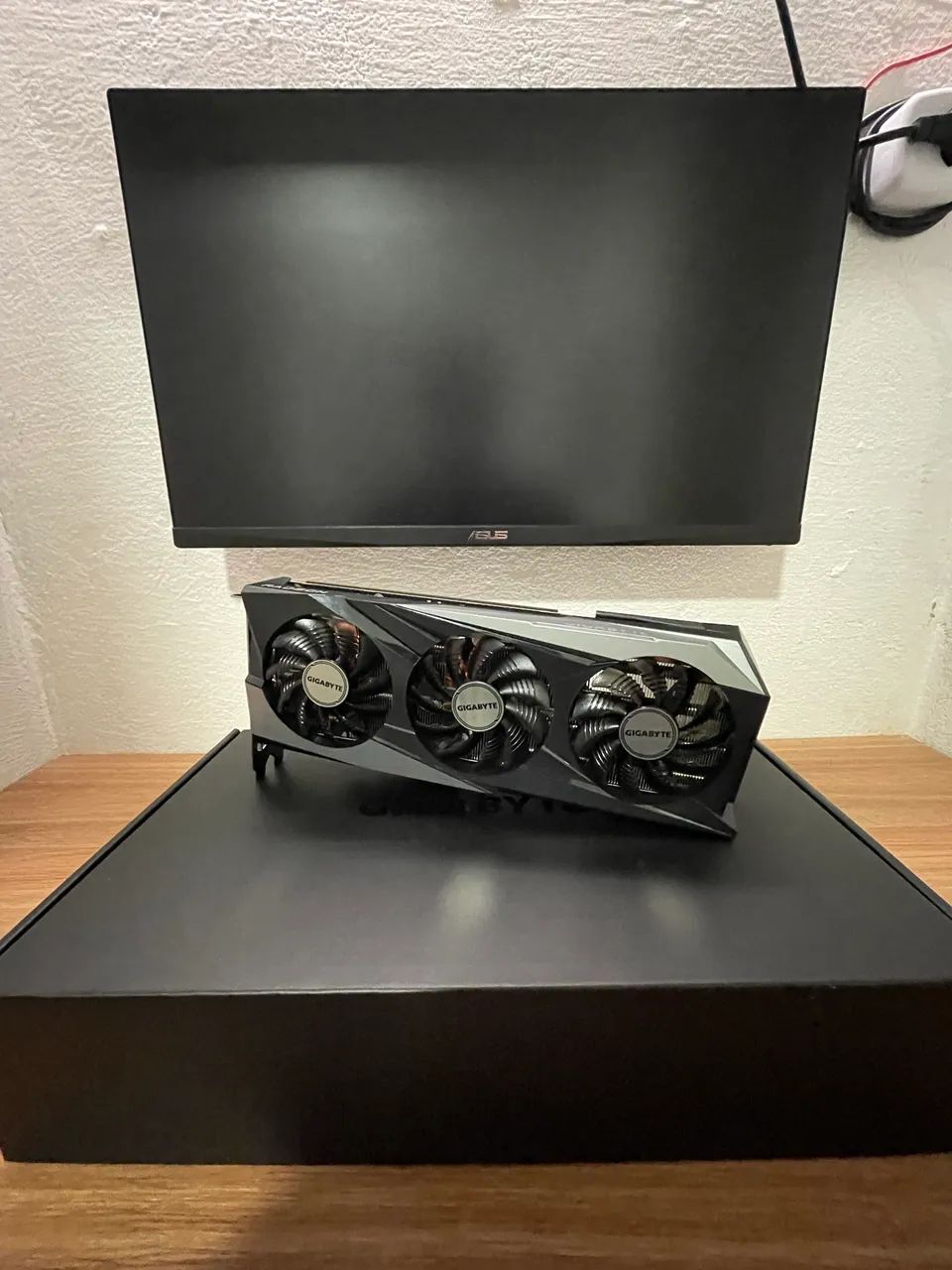AMD rx7600 gigabyte  - Foto 3