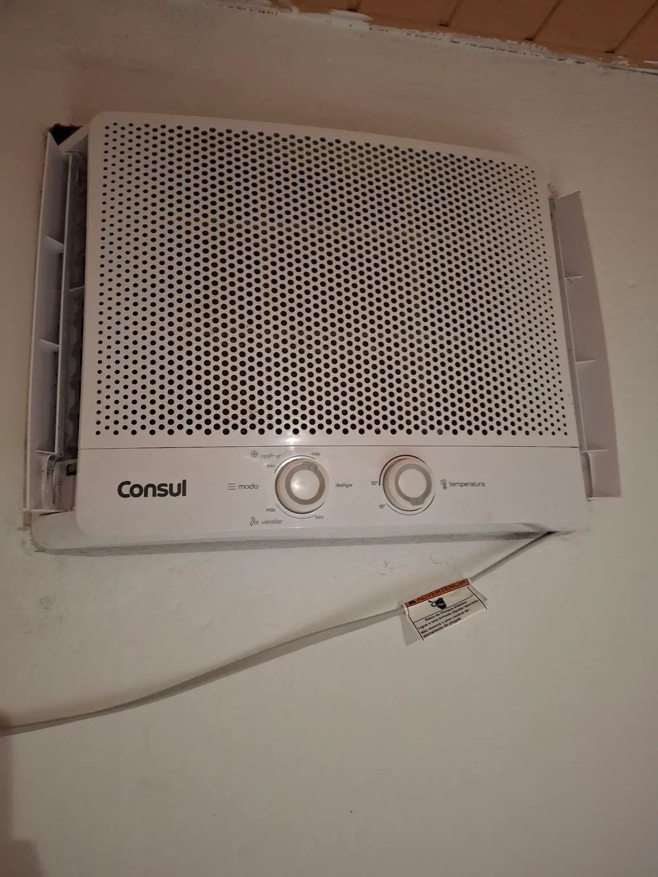 Ar-condicionado semi novo com nota fiscal 