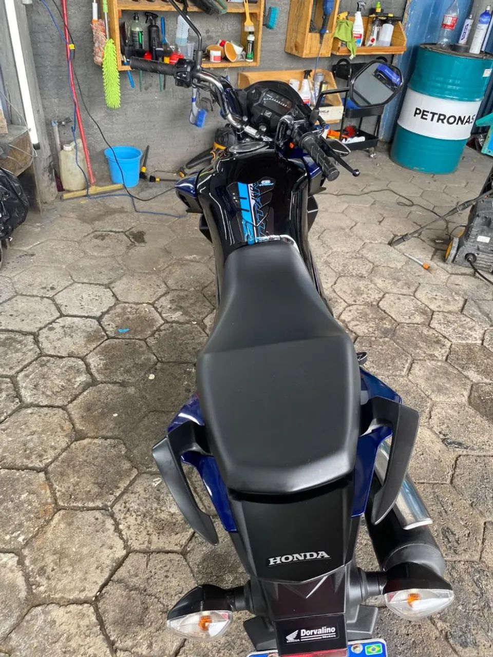 Titan com 10 mil km - Foto 5