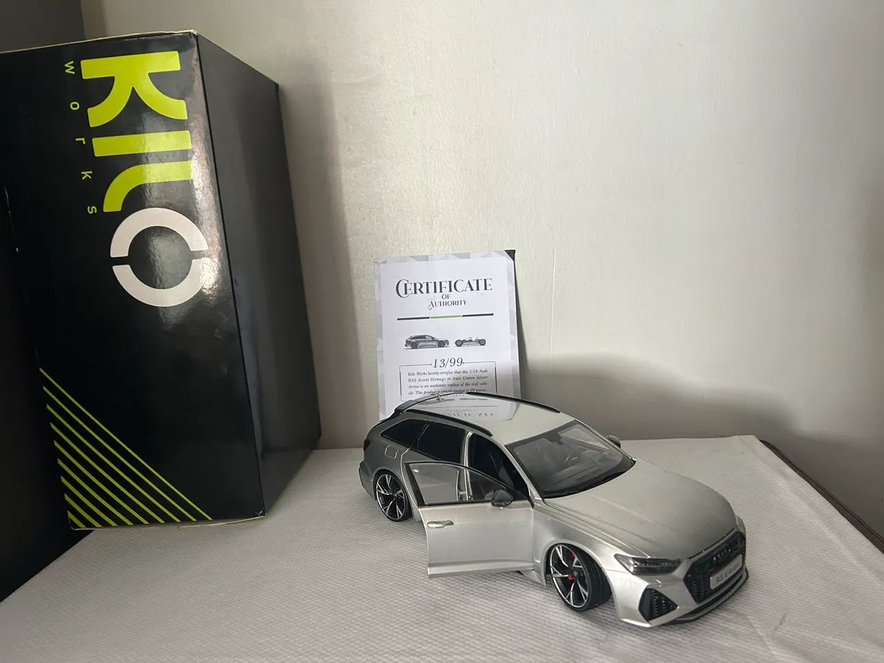 Miniatura 1/18  - Foto 2