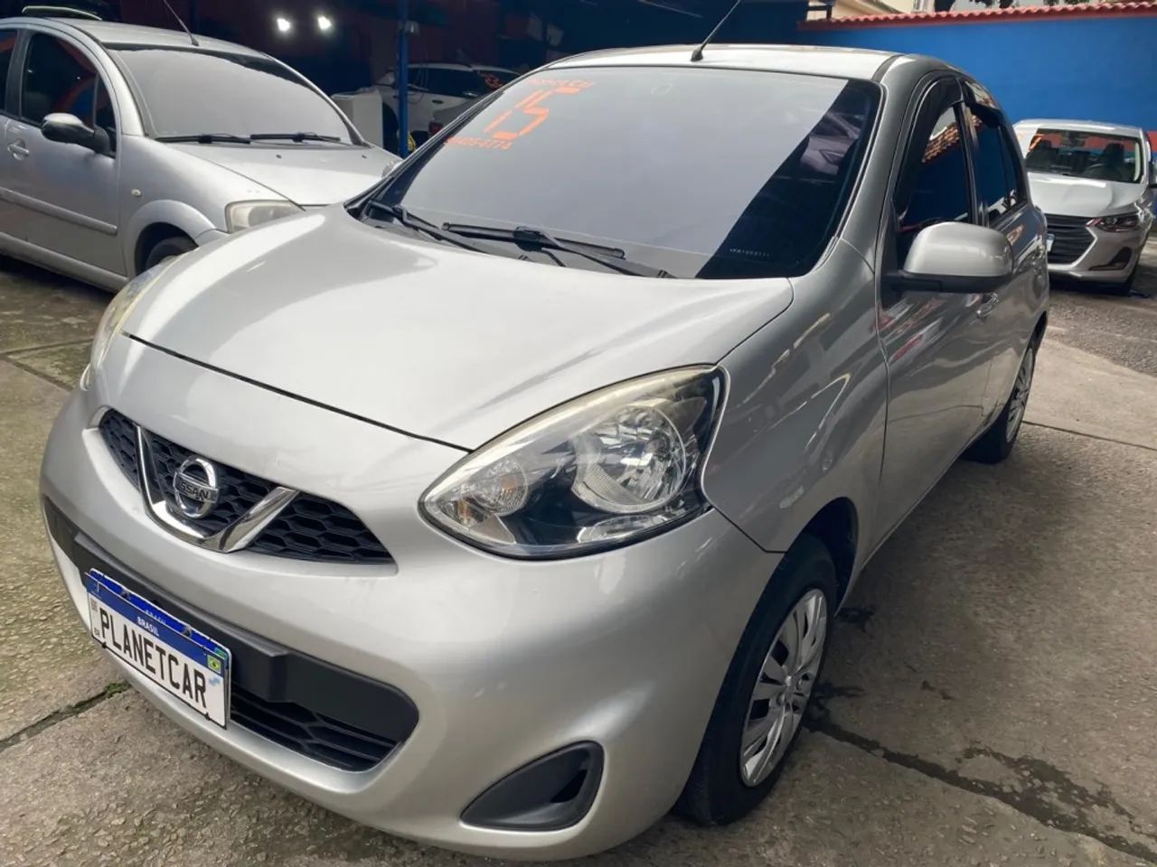 Nissan March 1.0 12V FLEX 5P 2015