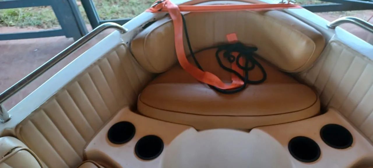 Lancha, com carreta trucada e motor. - Foto 5