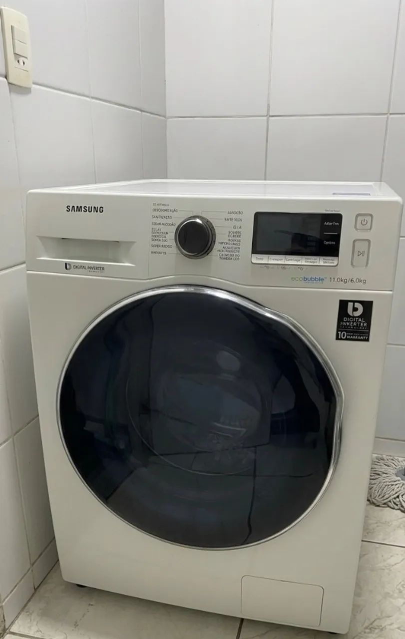Máquina de lavar lava e seca 