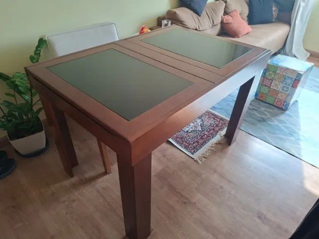 Mesa de Jantar Extensível 