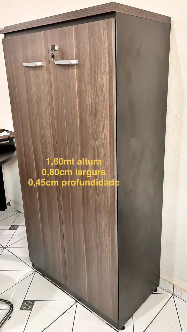 Armário de escritório com 4 prateleiras 