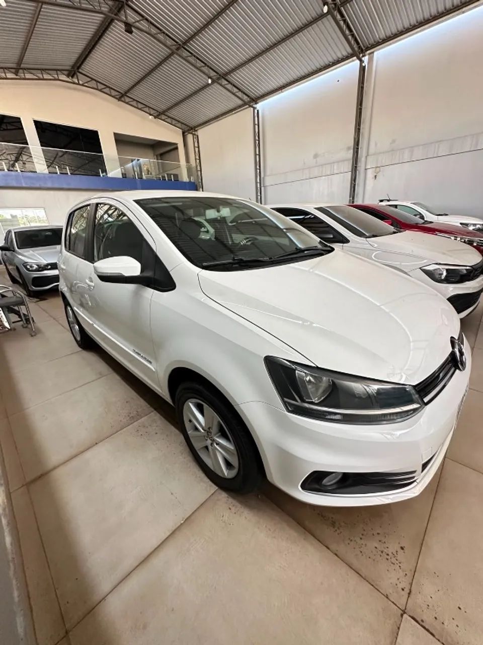 Volkswagen Fox Comfortline 1.0 Flex 8V 5P 2015 - Foto 3