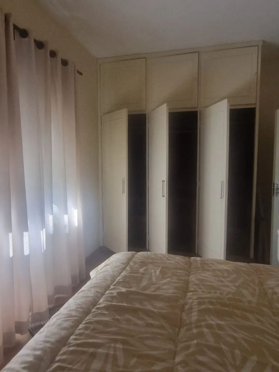 EXCELENTE QUARTO CAMA QUEEN NA VILA MADALENA - Foto 3