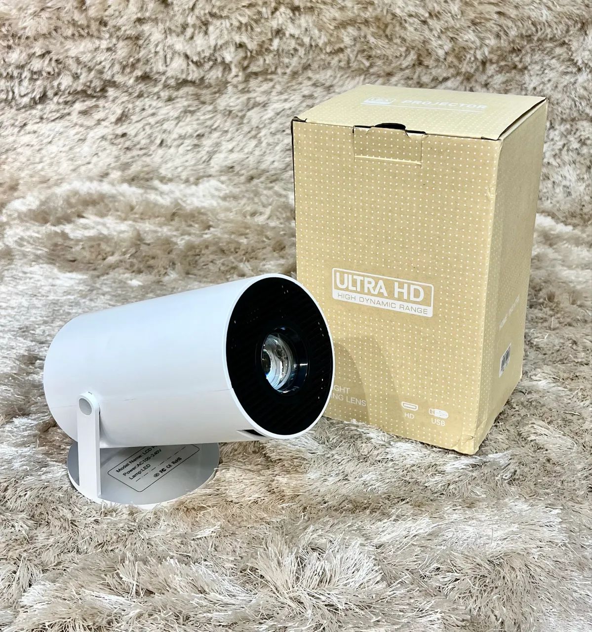 Projetor 4K HY300 - Experiência de cinema em casa