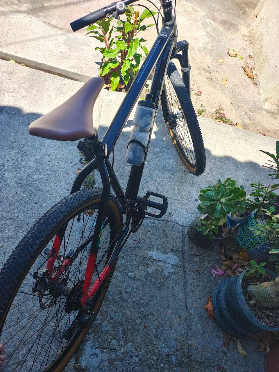 Bicicleta Queen Semi nova  - Foto 4