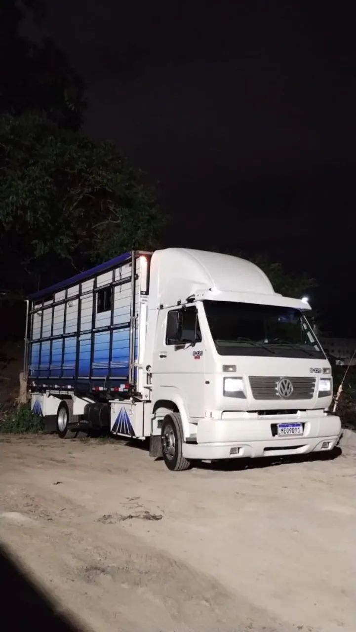 Caminhão worker 8-120 Motorhome 