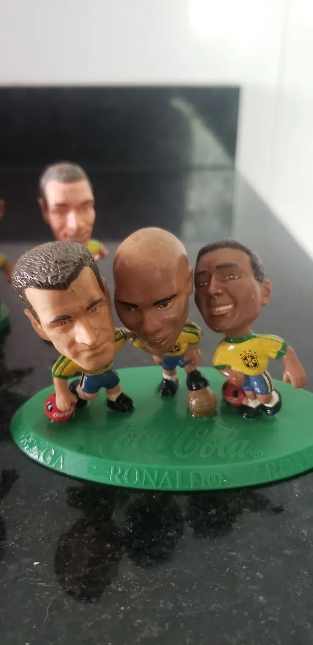 Bonecos mini craque 