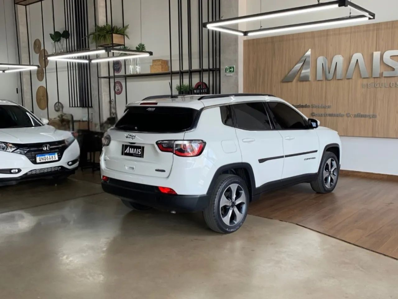 Jeep Compass Longitude 2.0 4X2 Flex 16V Aut. 2017 - Foto 4