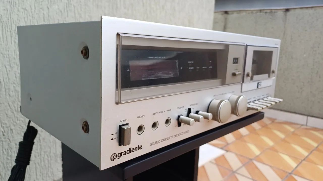 7411 - Tape Deck Gradiente CD4000 - Funcionando - Foto 4