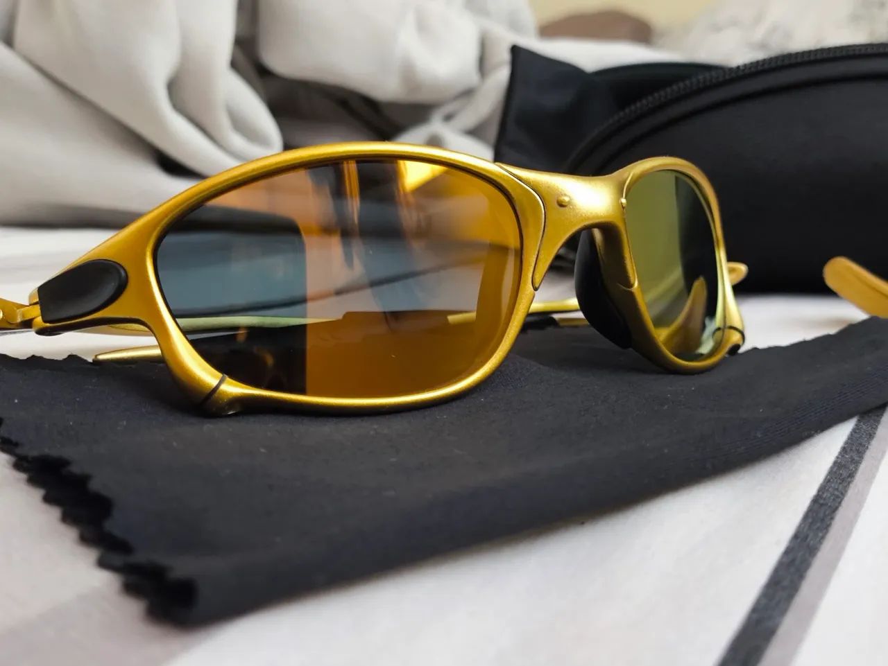 Oakley Juliet X-Metal 24K Gold - Acessórios - Setor de Habitações