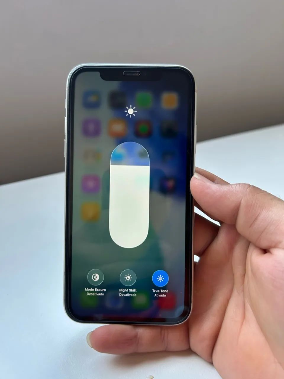 iPhone 11 Branco - impecável  - Foto 3