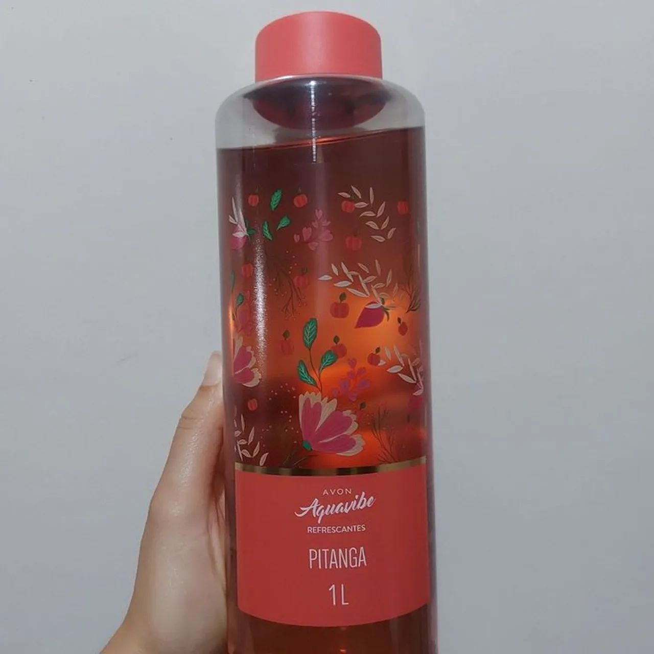 COLÔNIAS DE 1 LITRO DA AVON *PITANGA
