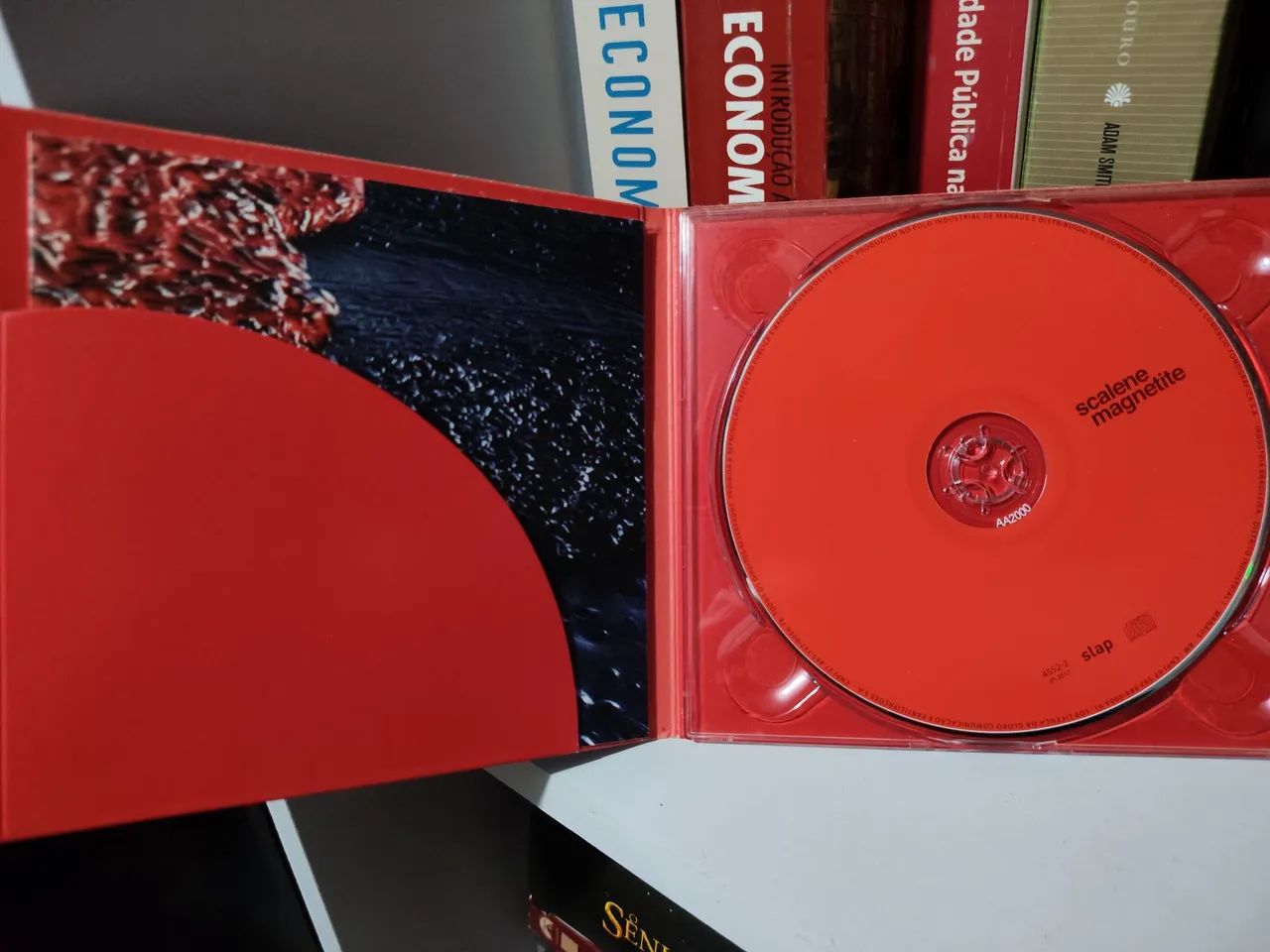 Kit Scalene: Magnetite e Ao vivo em Brasília CD e DVD - Foto 3