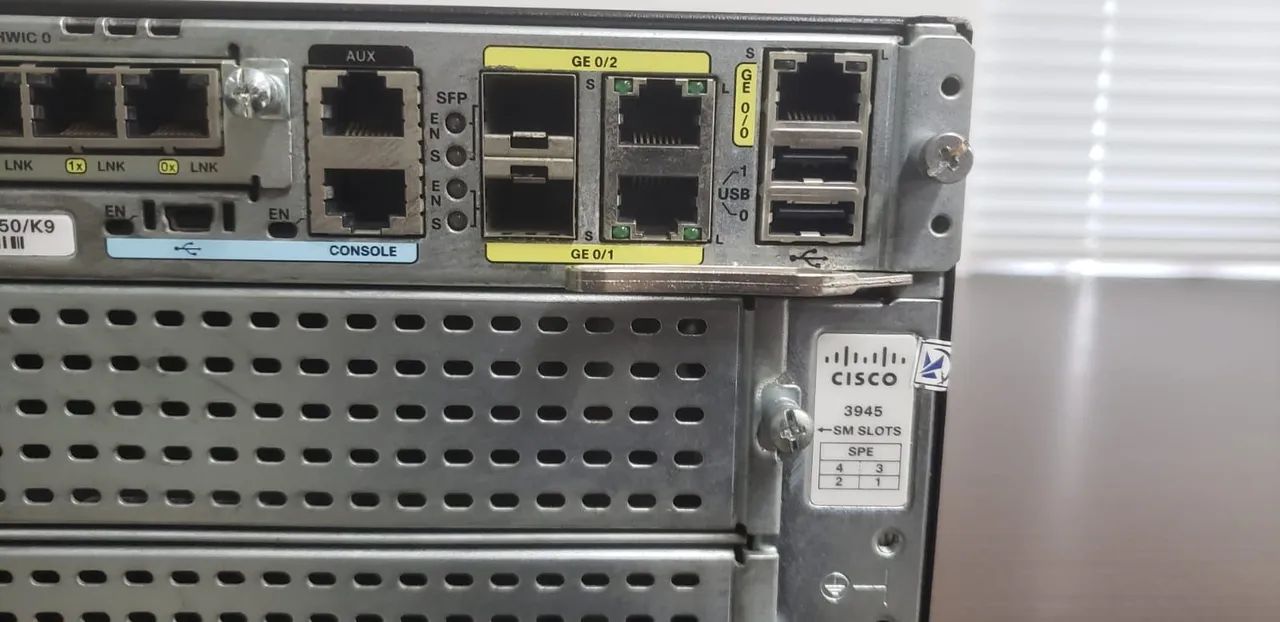 03 Roteadores Cisco pelo preço de 1 - Foto 2