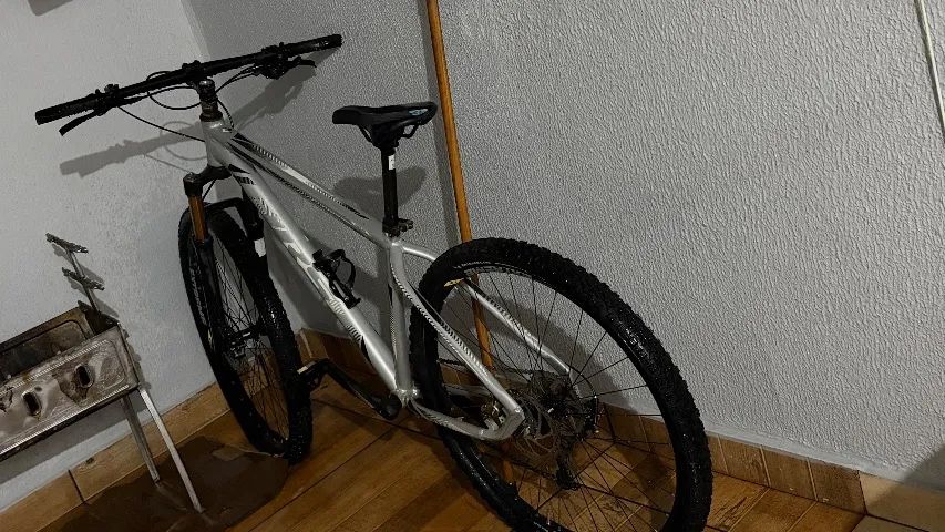Bicicleta First  - Foto 3