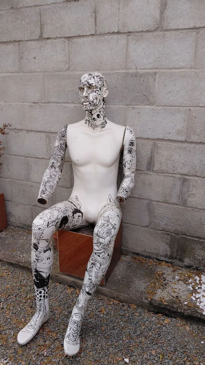 MANEQUINS CUSTOMIZADOS COM ARTE