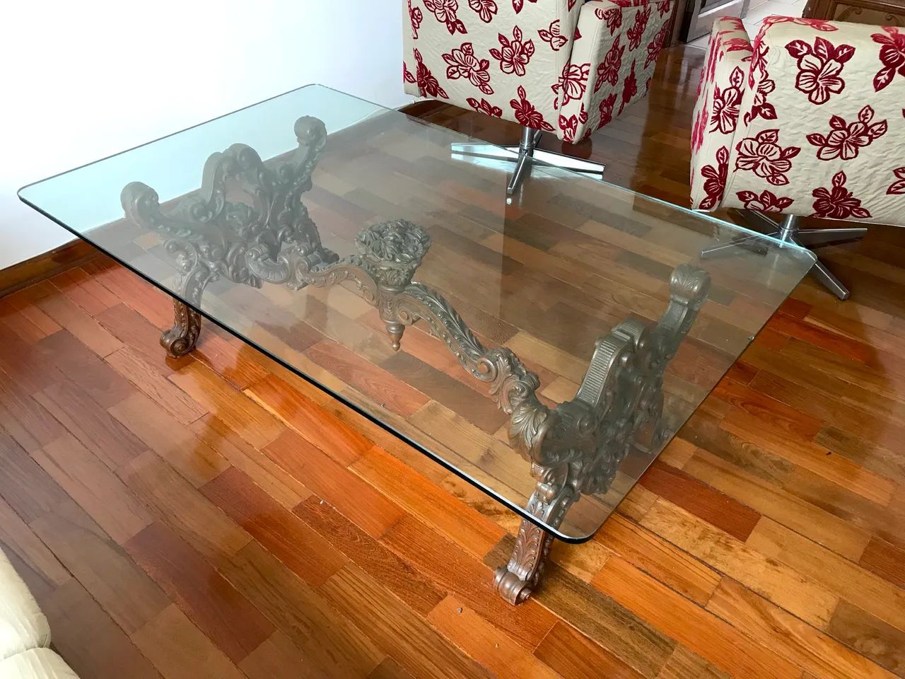 Mesa clássica  de centro em madeira maciça 65566199370242120