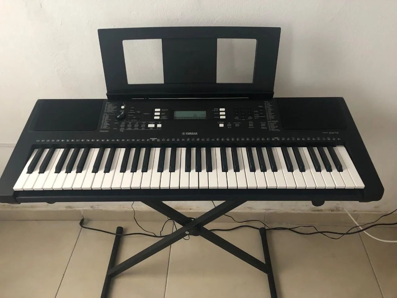 Teclado Yamaha PSR-E373 - Foto 4