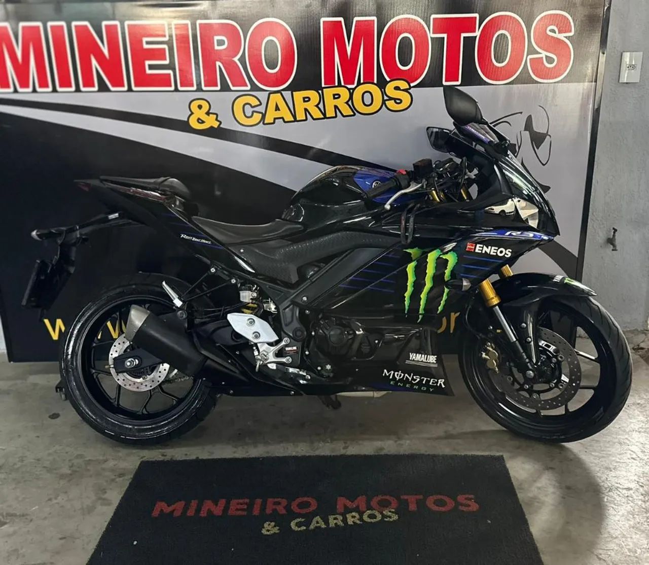 YZF R3 MONSTER
