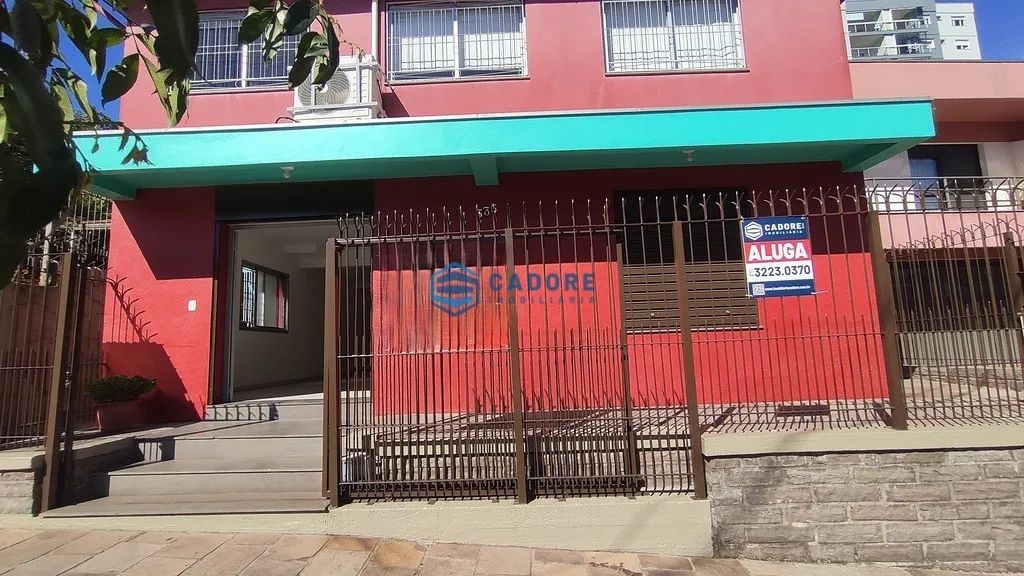 SALA TÉRREA COM 100m² NO UNIVERSITÁRIO