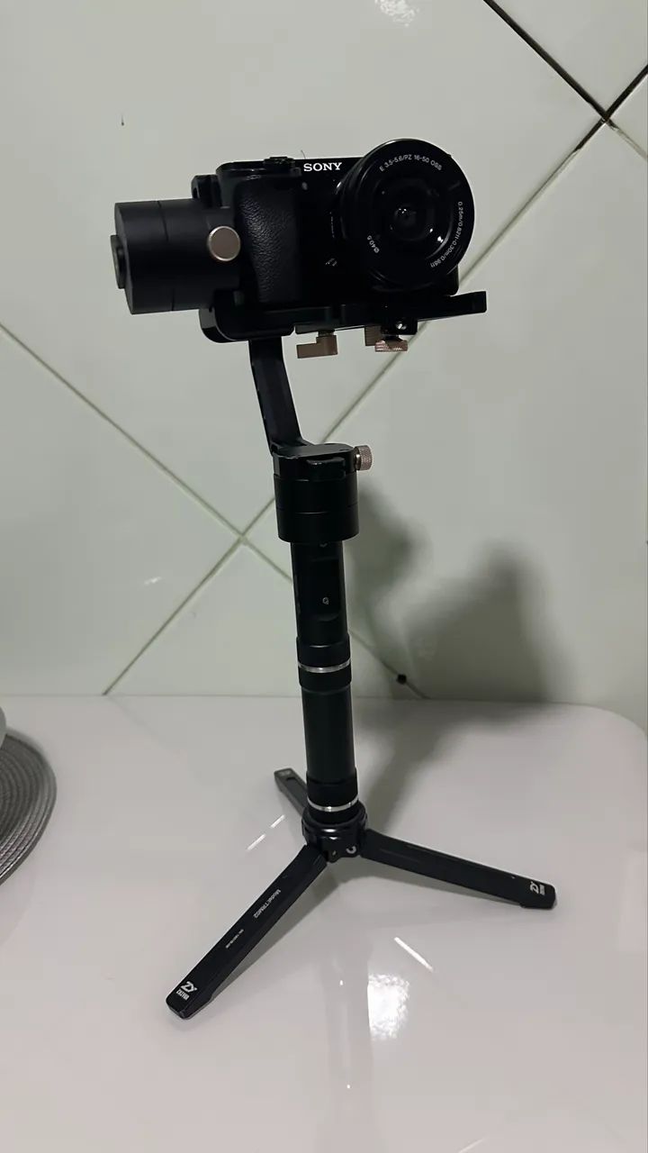 GIMBAL ZHIYUN CRANE V2 - Acessórios para Câmeras e Filmadoras