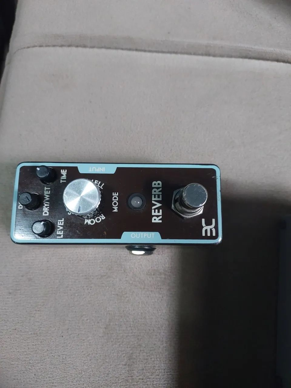 Fonte e um pedal  - Foto 3