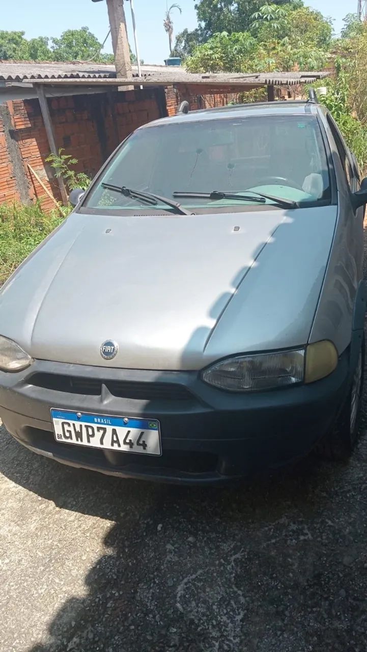 Fiat Strada Working 1.5 MPI 8V CE (álcool) 2001
