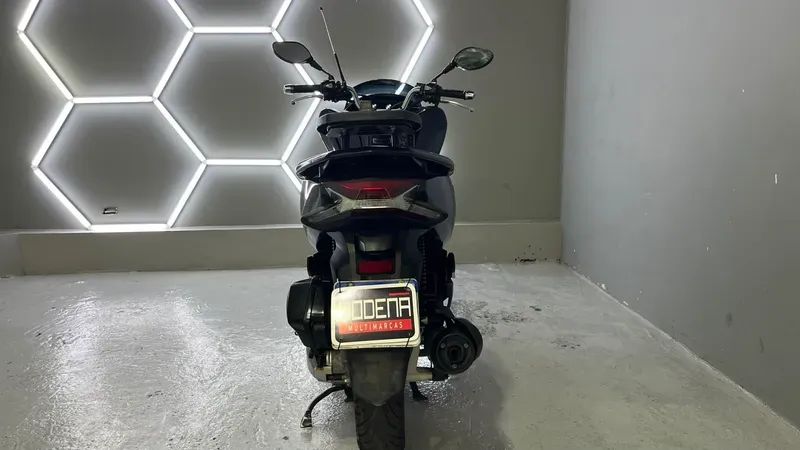 Honda PCX Gasolina Automático - Foto 3