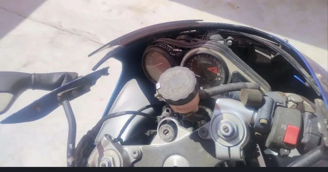 Kawasaki Zx-9r 900cc 2000 - 1517491989 | OLX