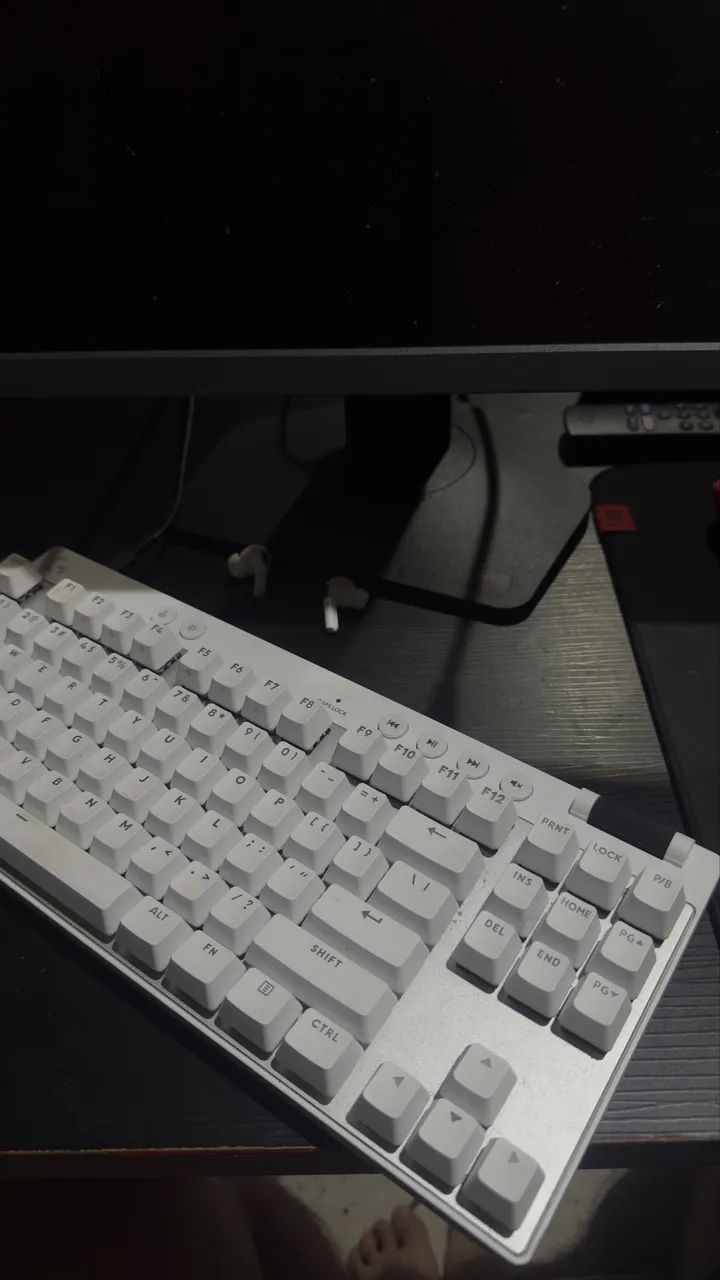 Teclado Logitech G Pro x rapid