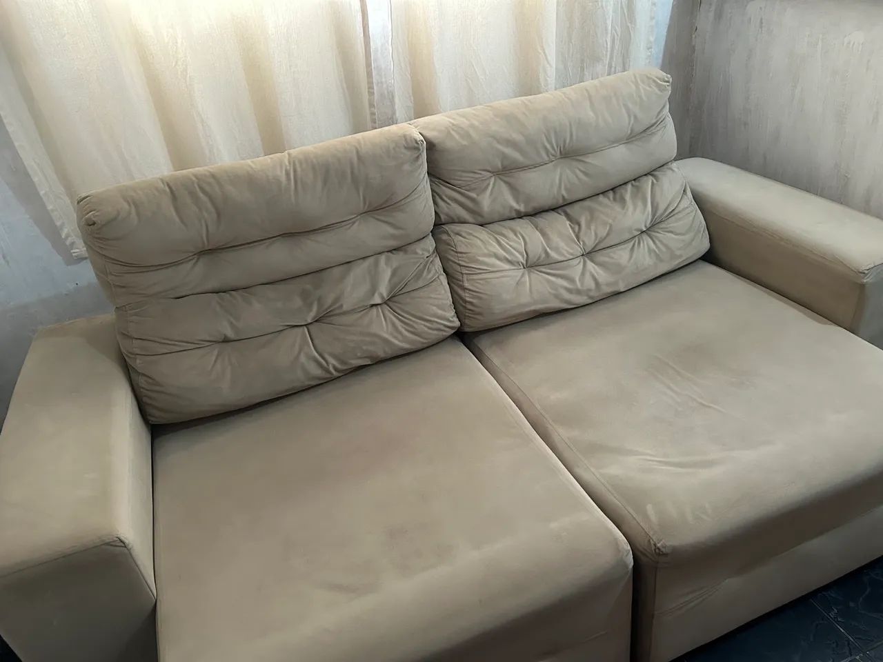 Sofá retrátil 