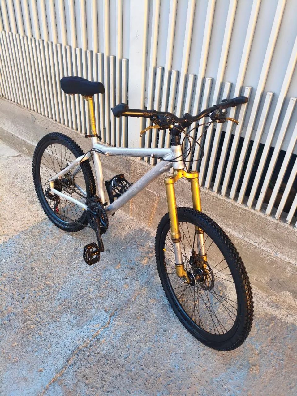 Bicicleta  *URGENTE* - Foto 2