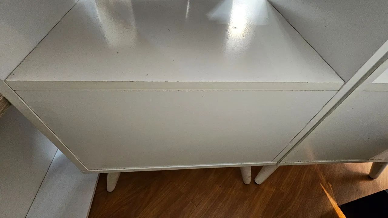 Par de Criados Mudos Retrô Brancos com Gaveta e Nicho (Mesa de Cabeceira) - Foto 4