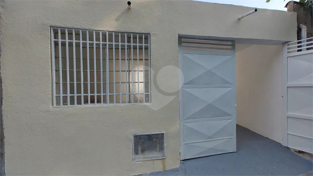 Casa á venda com 2 Quartos no Bairro da Chave Votorantim/SP