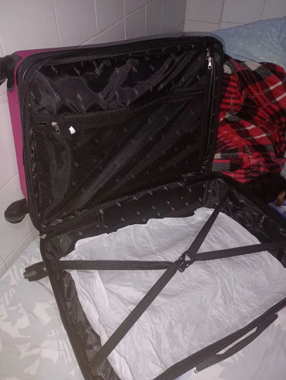 Mala usado, mais bem conservada 