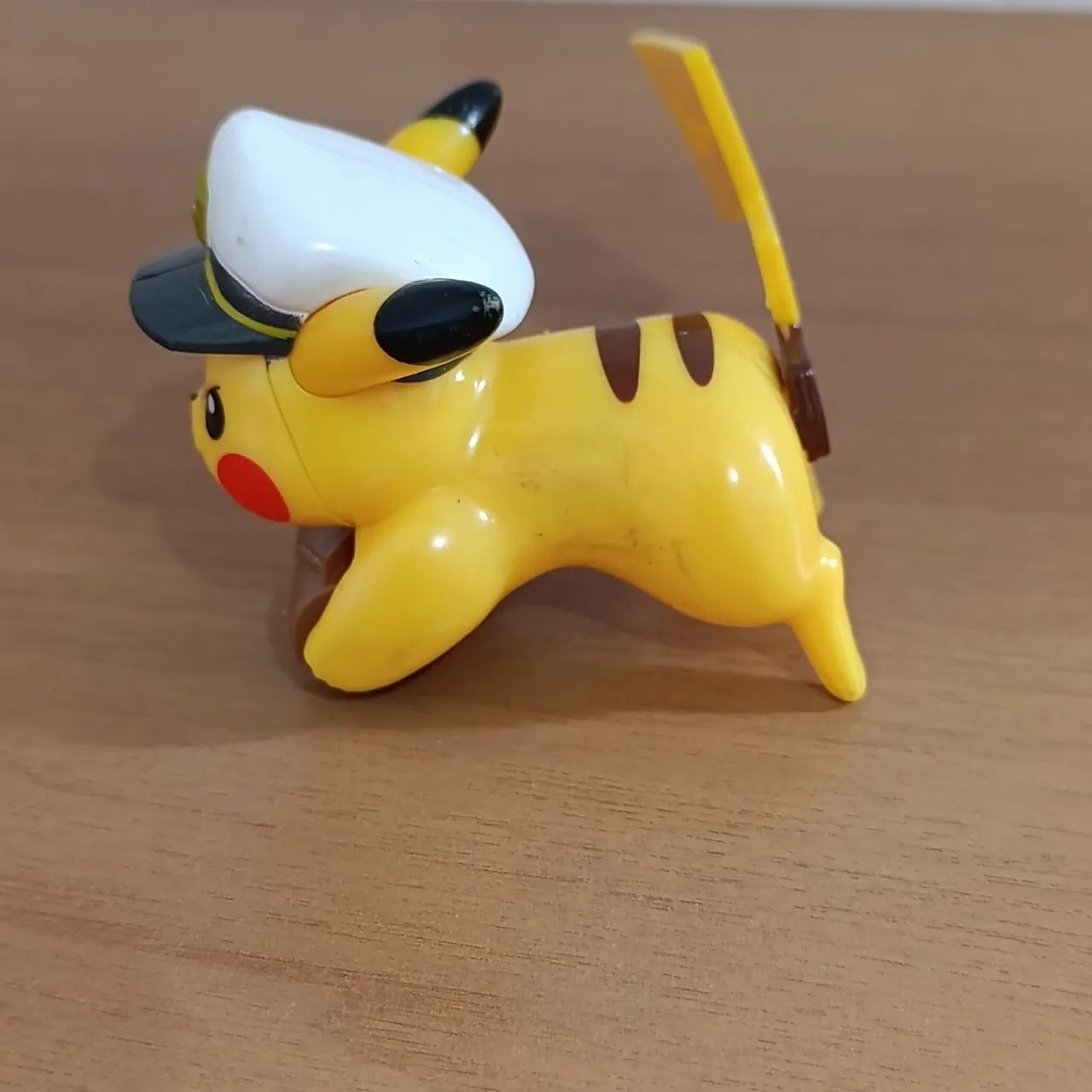 Boneco Pokemon Mcdonald'S 2025 Capitão Pikachu - Foto 3
