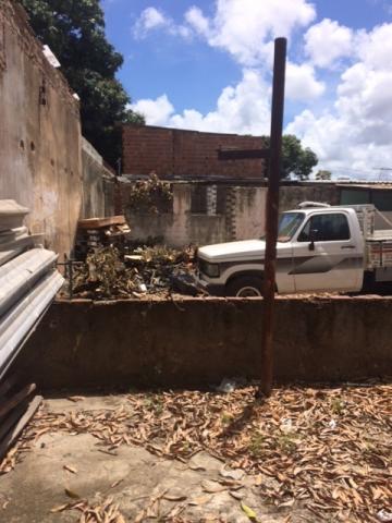 Duas Casas com Área Muito Interessante para Construtora - Foto 19