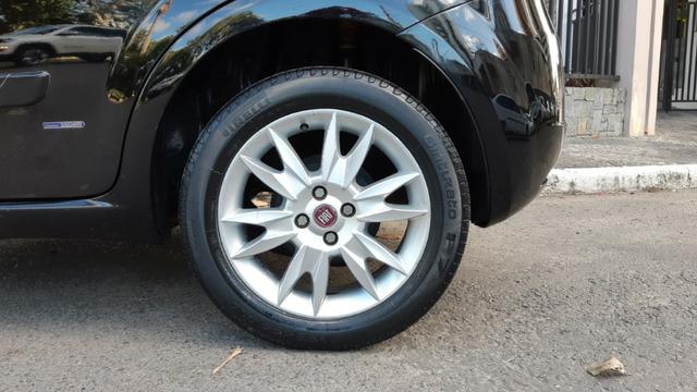 Fiat Punto Essence 1.6 Flex 16v 2012 Completo - Foto 8