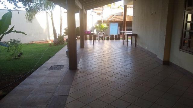 Lindo sobrado de alto padrão com 5 suítes plenas - Setor Santa Genoveva - Foto 7