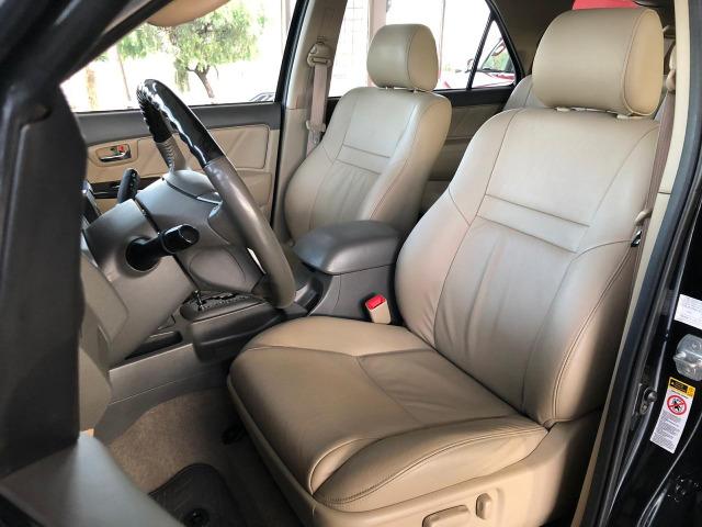 Toyota Hilux SW4 SRV_3.0D4-D_AUT._4X4_7LgareS_ExtrANoA_LacradAOriginaL_RevisadA_ - Foto 9