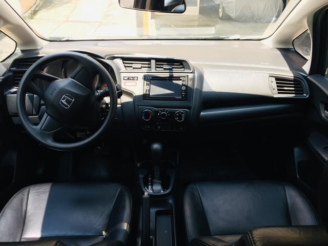 Honda Fit automático com couro e multimedia, ún.dona com 60 mil km!!!! - Foto 9