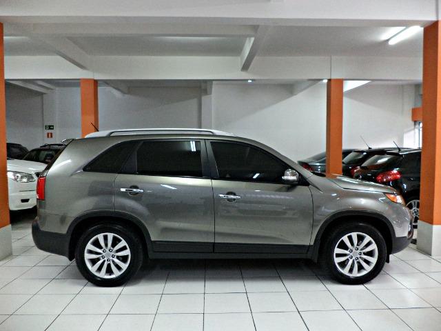 Kia Motors - Sorento 3.5 + Teto Solar - Foto 8