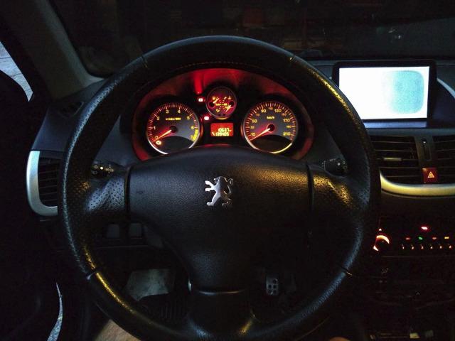 Peugeot 207 XS 1.6 Flex 16V 3p 2009 - Foto 13