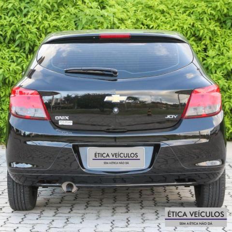 Chevrolet ONIX HATCH Joy 1.0 8V Flex 5p Mec. - Foto 4