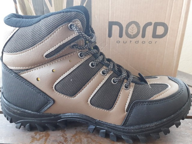 bota nord outdoor adventure